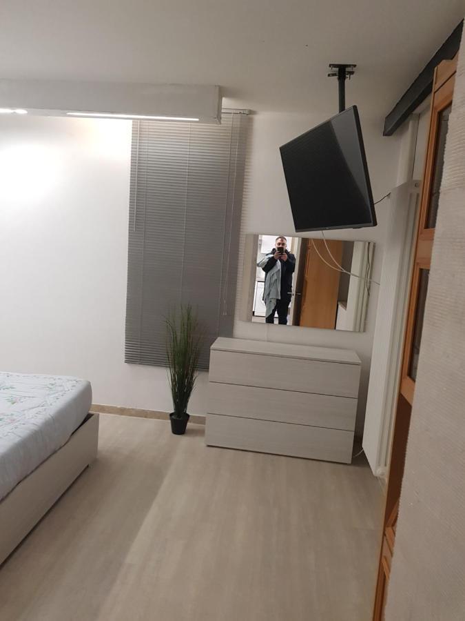 Massaro Apartments Via Bramante Pescara Eksteriør bilde